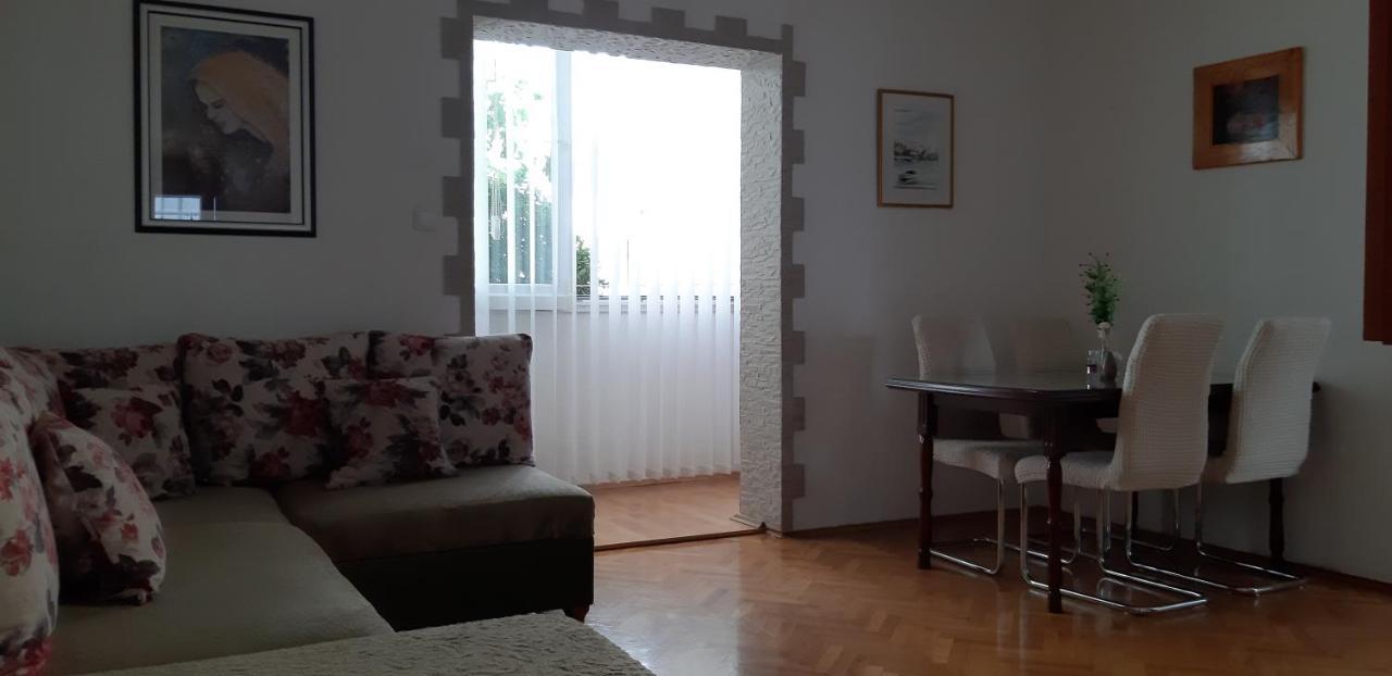 Apartment Rita Макарська Екстер'єр фото