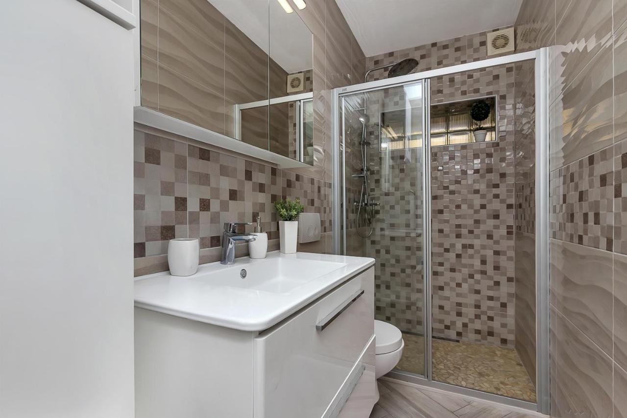Apartment Rita Макарська Екстер'єр фото